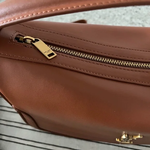 YSL camera supple bag top handle leather brown Saint Laurent like new 28cm - Picture 3 of 13